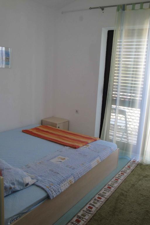 Apartments Marica Трогир Стая снимка